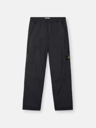 pantalones de chndal holgados con bolsillos con cremallera y acolchado 1 330x440 - Pantalones de ch&aacute;ndal holgados con bolsillos con cremallera y acolchado
